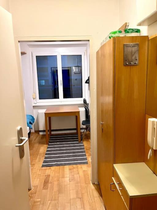 Appartement Mini Flat à Graz Extérieur photo